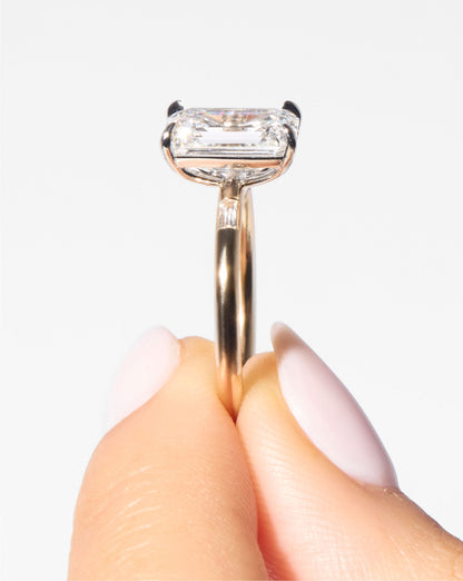 3.56 Emerald Lab Diamond in Cloud Inlay Baguette