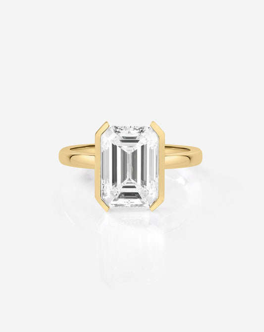 3.01 Emerald Lab Diamond in The Edge