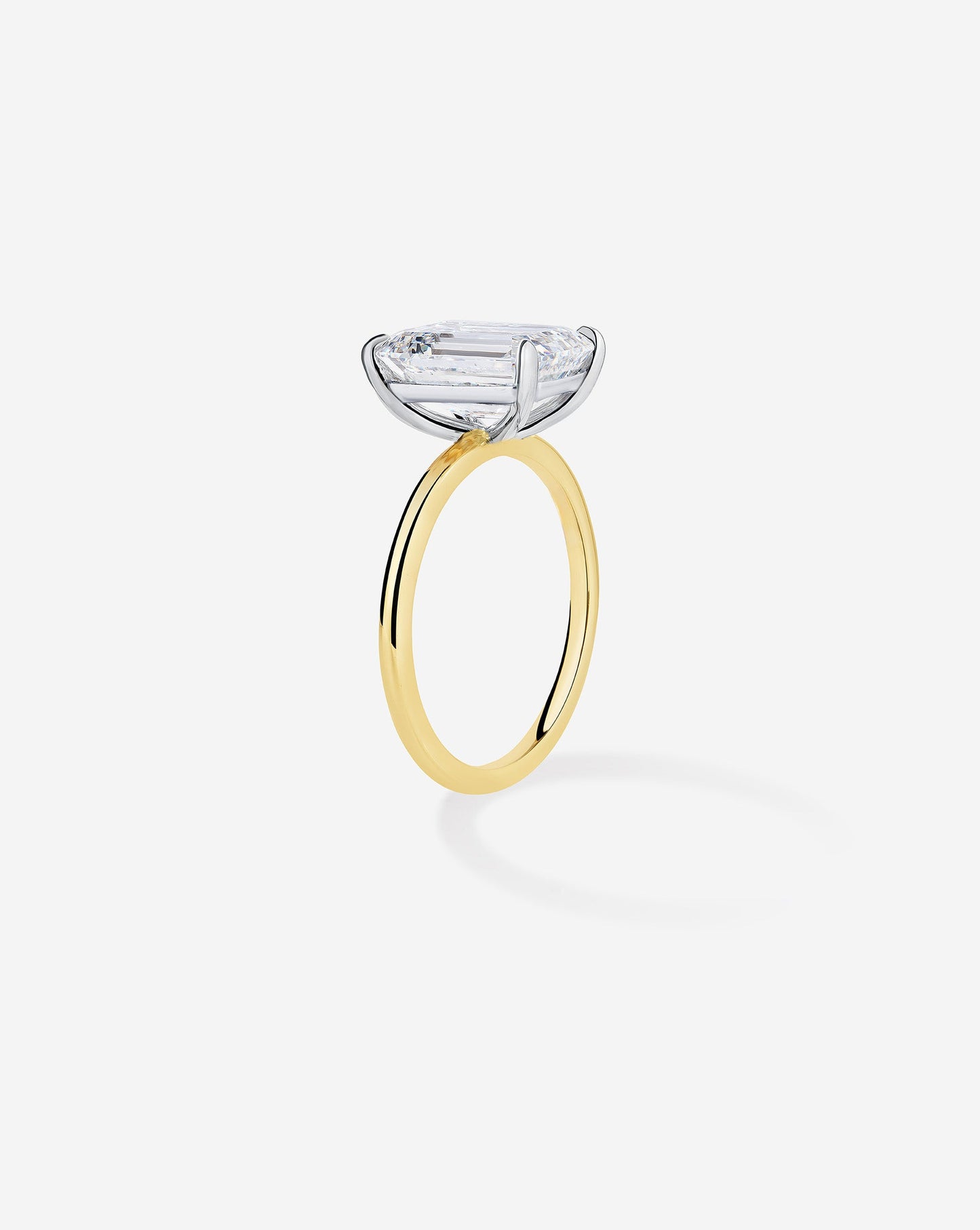 3.00 Emerald Lab Diamond in Whisper Thin®