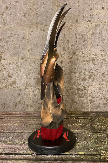 A Nightmare on Elm Street - Deluxe Freddy Krueger Collector's Glove