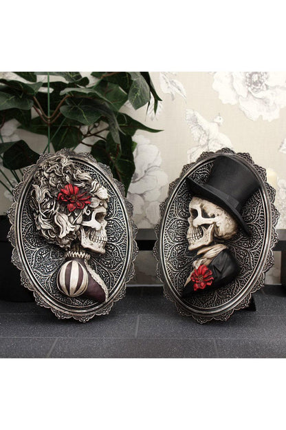 Beautiful Skeleton Plaque
