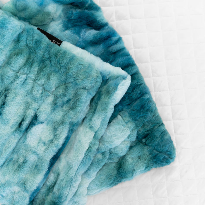 LuxeCloud Blanket