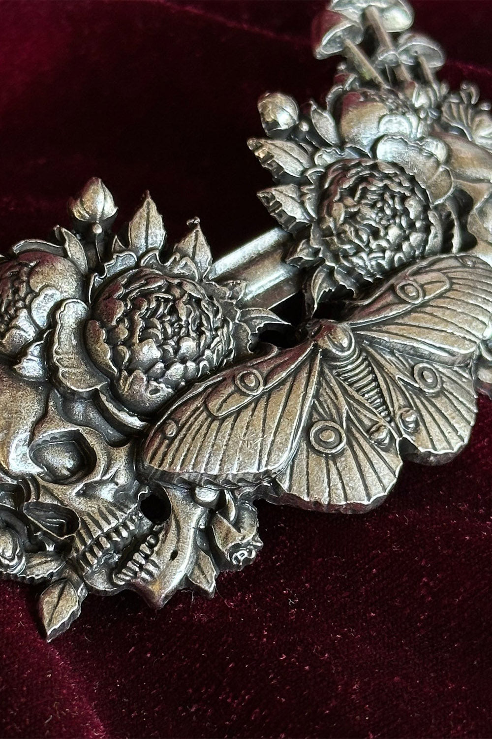 Cemetery Garden: Mushroom Skull Barrette