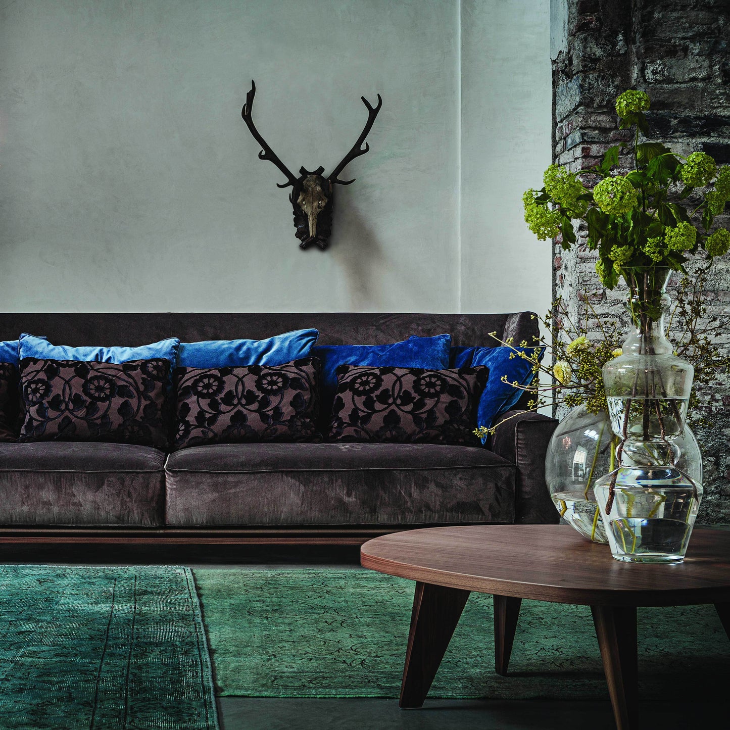 430 Opera Sofa